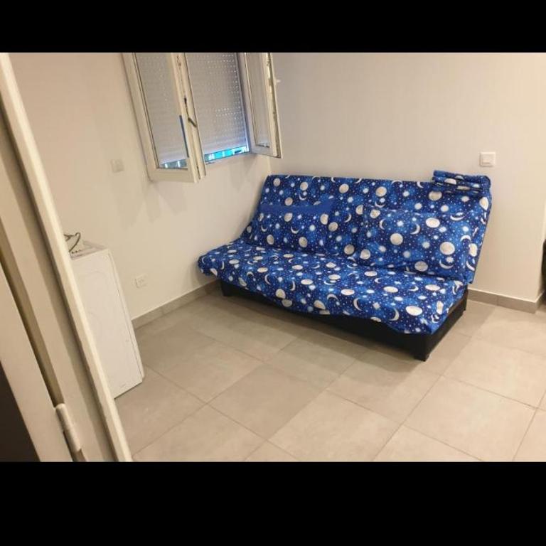 Grand Appartement, 2 ou 3 ou 4 pieces, tramway sur place, proche gare sncf St Augustin 900 metre , aéroport 1200 metre, plage ou Allianz riviera 10 min, palais nikaia 2 min , supermarché sur place, parking possible si disponible ou payant à 1000 metre - Apartamento - 11