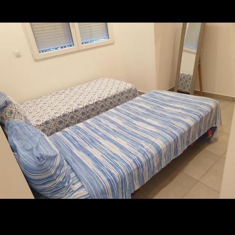 Grand Appartement, 2 ou 3 ou 4 pieces, tramway sur place, proche gare sncf St Augustin 900 metre , aéroport 1200 metre, plage ou Allianz riviera 10 min, palais nikaia 2 min , supermarché sur place, parking possible si disponible ou payant à 1000 metre - Apartamento - 15