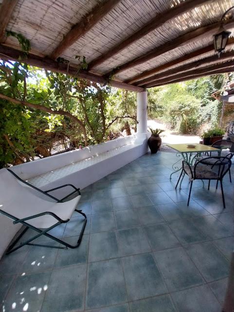Casa Gialla B&B - Camera Matrimoniale con Terrazza - 23