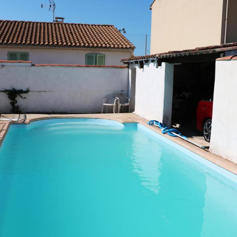 studio très près d'Arles et au calme - One-Bedroom Apartment - 9