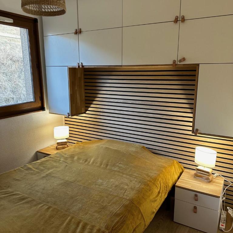 Appartement T3 cosy refait à neuf avec vue lac et montagnes et avec garage - Two-Bedroom Apartment - 13