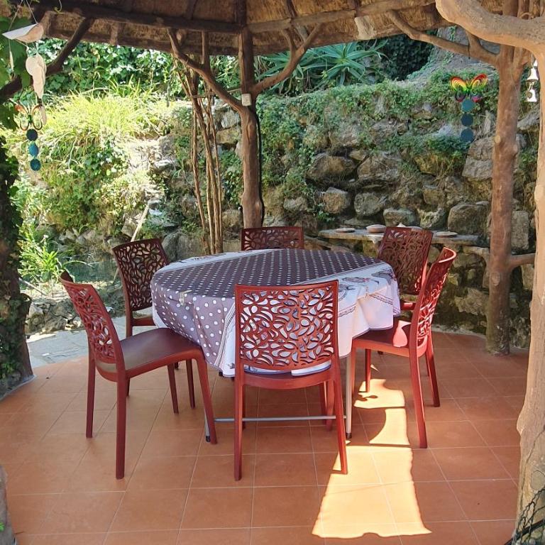 Villa indipendente con giardino - Villa - 7