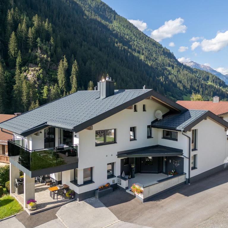 "Apart Edi" inkl SILVRETTA PREMIUM SUMMERCARD - Apartment mit Gartenblick - 4