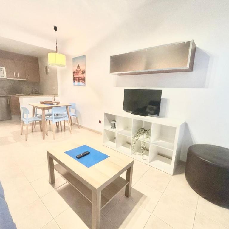 Apartamentos MAGIC BENALBEACH by Benalnova - Apartamento de 1 dormitorio con terraza - 1