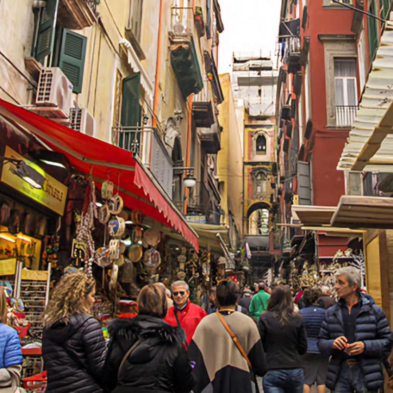 La Dolce Vita Napoletana Centro Storico - Appartamento con 2 Camere da Letto - 25