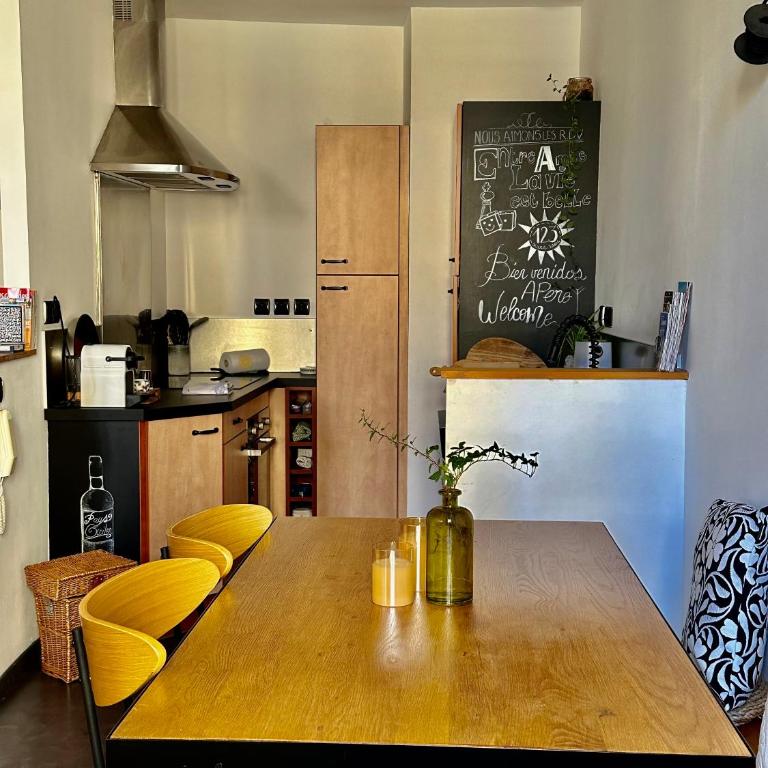 Trésors de la Cathédrale, Maison de Ville sur 4 niveaux - Appartement 1 Chambre - 3