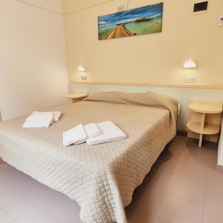 Hotel Arno - Camera Matrimoniale Standard - 1