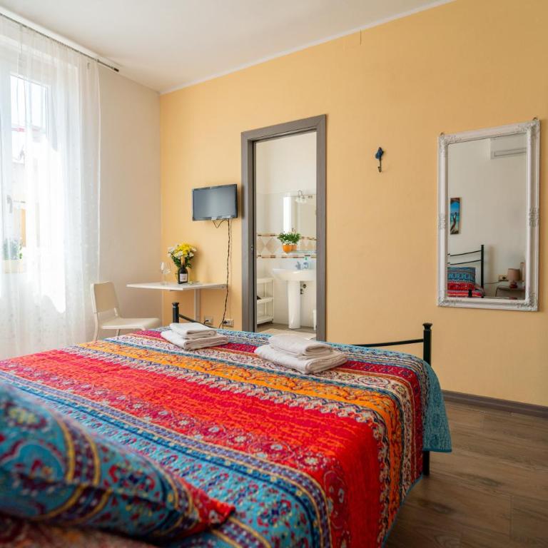 Casa Yvona - Camera Matrimoniale con Bagno Privato - 10