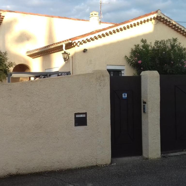 Location Villa 66m2 - La Londe Les Maures - 4 personnes - Casa de 2 dormitorios - 20