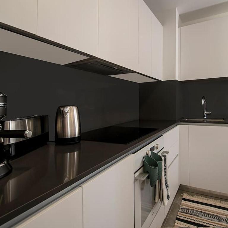 Urban Jungle in Malaga Center, 18th Floor, Rooftop pool, Free Parking - Apartamento de 3 dormitorios - 10