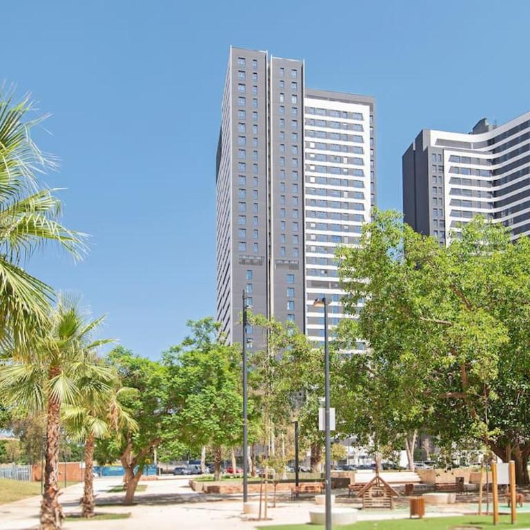Urban Jungle in Malaga Center, 18th Floor, Rooftop pool, Free Parking - Apartamento de 3 dormitorios - 2