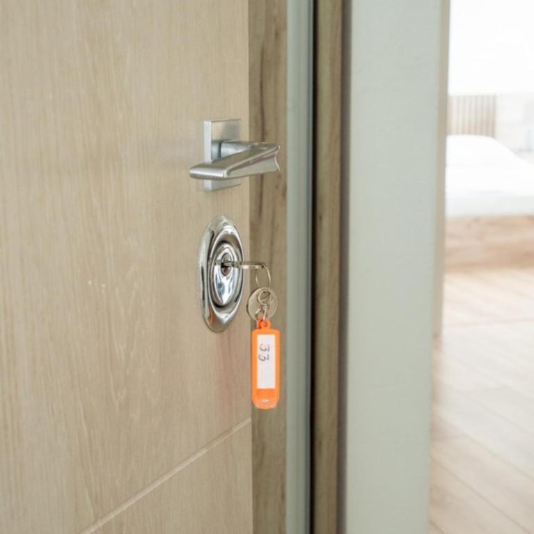 Suri Apartments - Two-Bedroom Apartment - 11