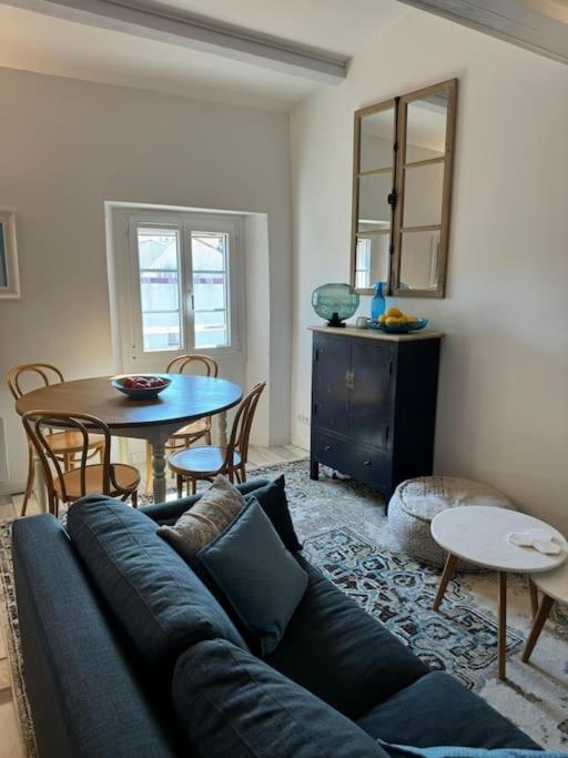 ARAZY - Superb duplex old Antibes very central, AC, terrace - Appartement 2 Chambres - 13