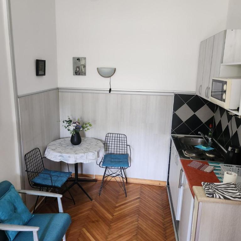 Apartments Sandra - Studio Apartment - 3