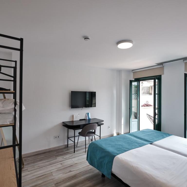Hotel Pombal Rooms - Habitación Doble con terraza - 2 camas - 5