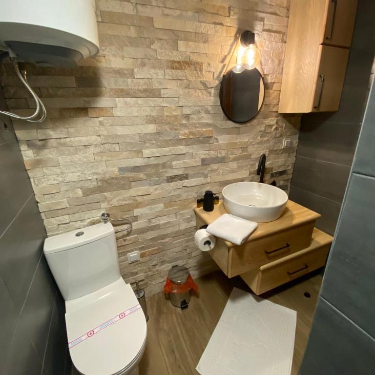Wolf pit - One-Bedroom Apartment - 14