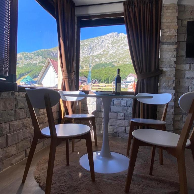 Wolf pit - One-Bedroom Apartment - 26