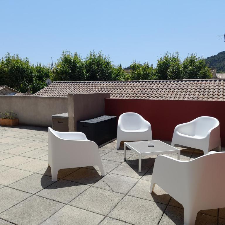 Grande terrasse et vue sur le site antique - Appartement 2 Chambres - 5