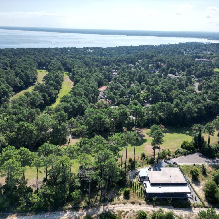 MAISON CHAPRON Villa de standing avec piscine, calme et golf à Biscarrosse - Villa - 13