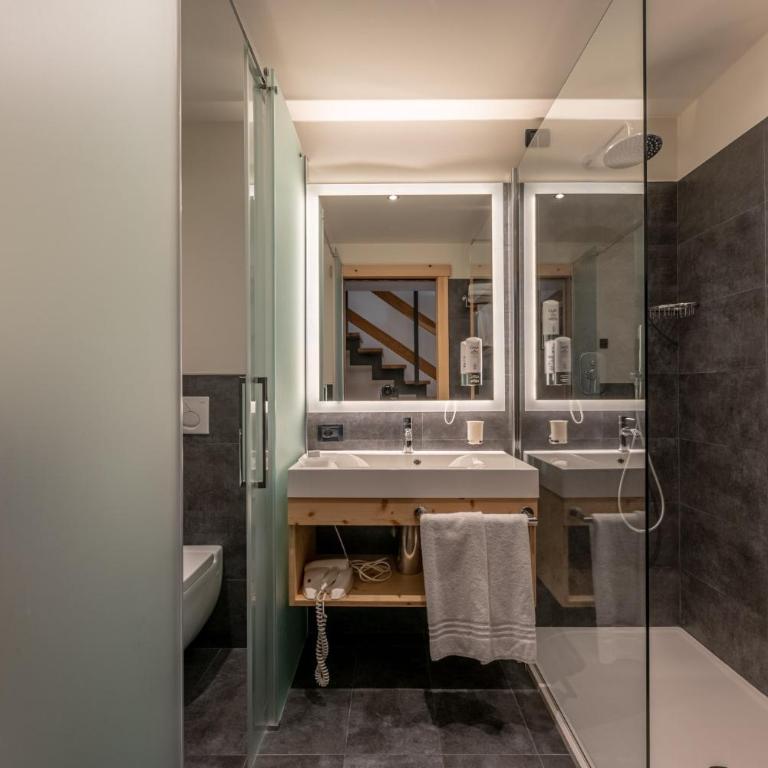 Alpholiday Dolomiti Wellness & Family Hotel - Suite Junior Deluxe - 4