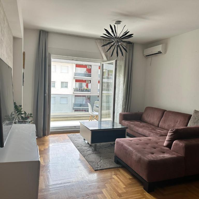 M&M Apartment - Two-Bedroom Apartment - 4