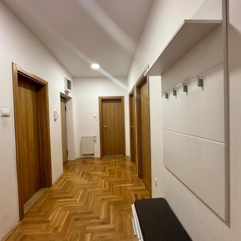 M&M Apartment - Two-Bedroom Apartment - 12