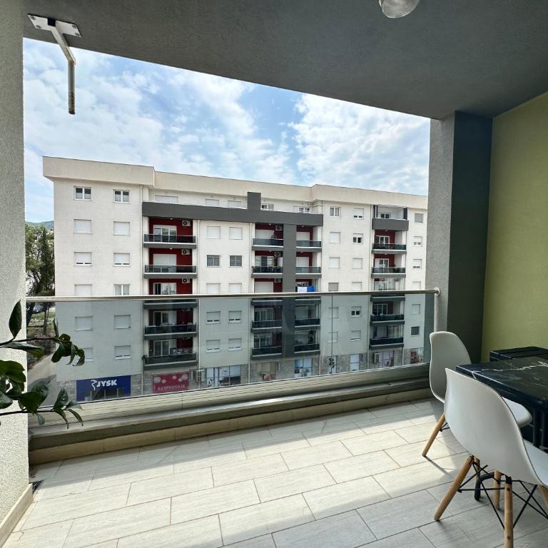M&M Apartment - Two-Bedroom Apartment - 13