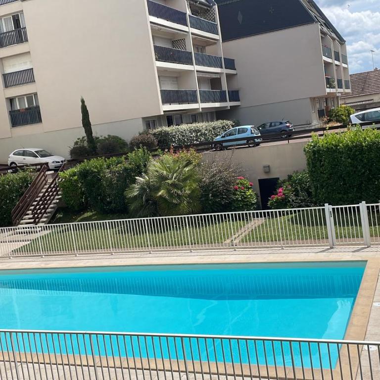 Résidence Piscine LE GRAND LARGE - Appartement - Vue sur Piscine - 1