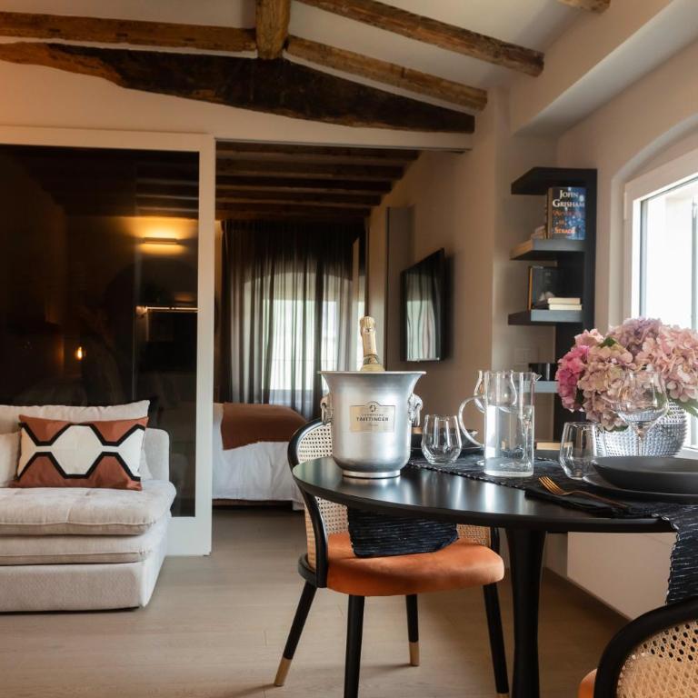 La Suite Centro Storico - Appartamento con 1 Camera da Letto - 5