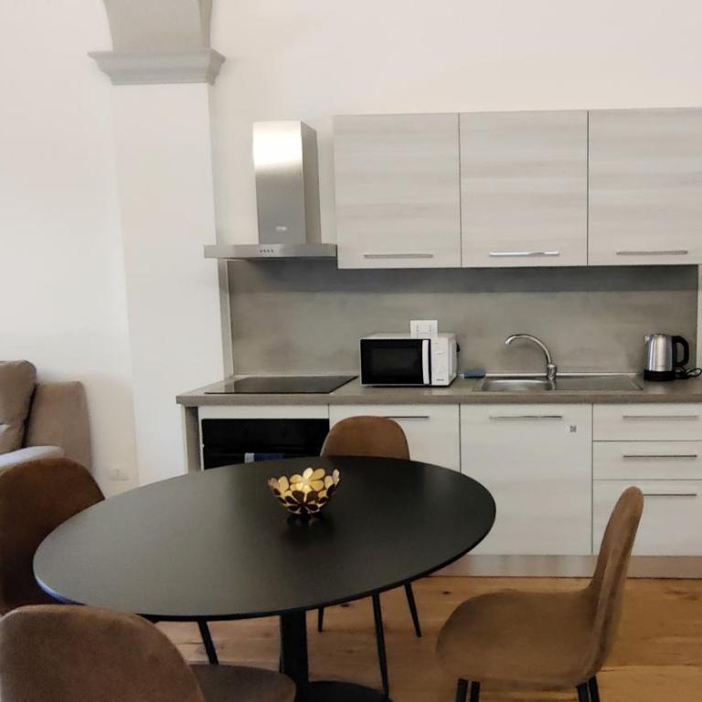 CITTADELLA LUXURY APARTMENTS - Two-Bedroom Deluxe Apartment - 3