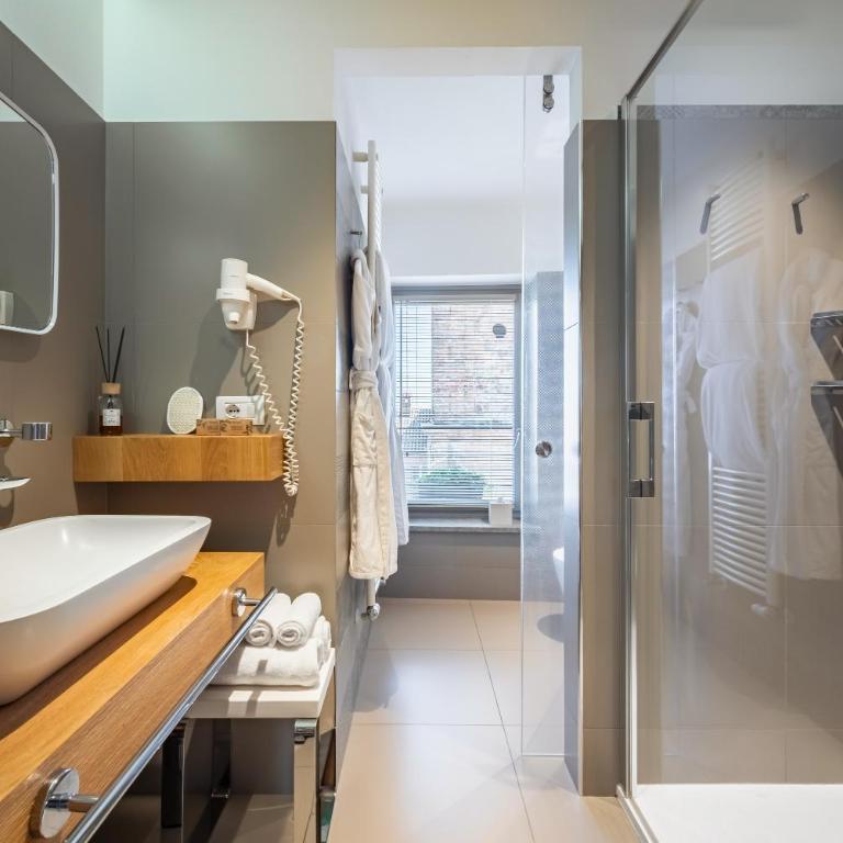Uve Rooms & Wine Bar - Suite - 14