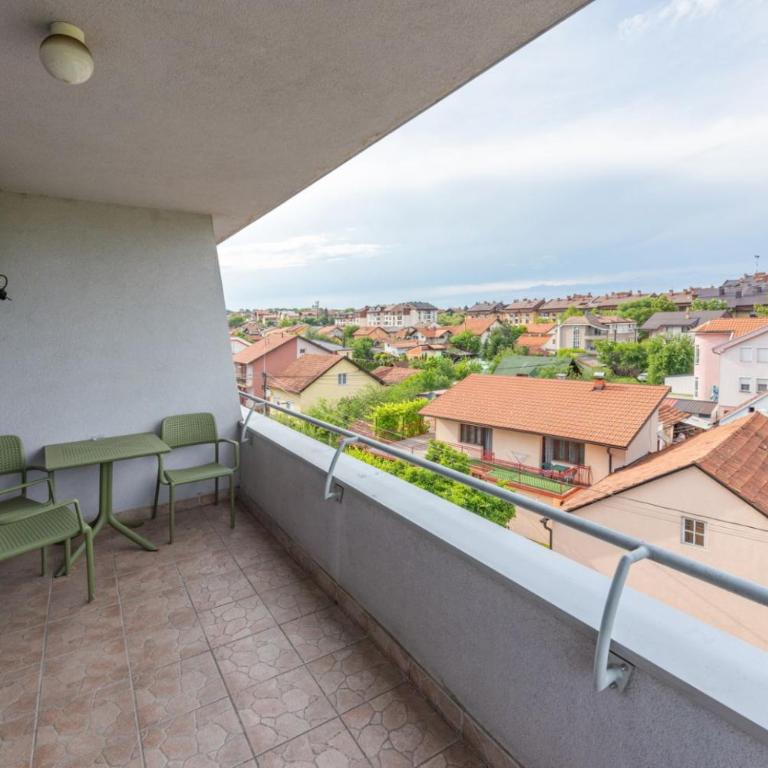 Šarmantan stan u centru grada - Apartman sa 1 Spavaćom Sobom - 14