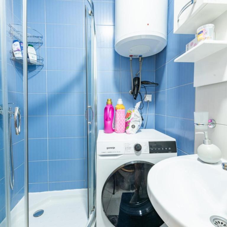 Šarmantan stan u centru grada - One-Bedroom Apartment - 29