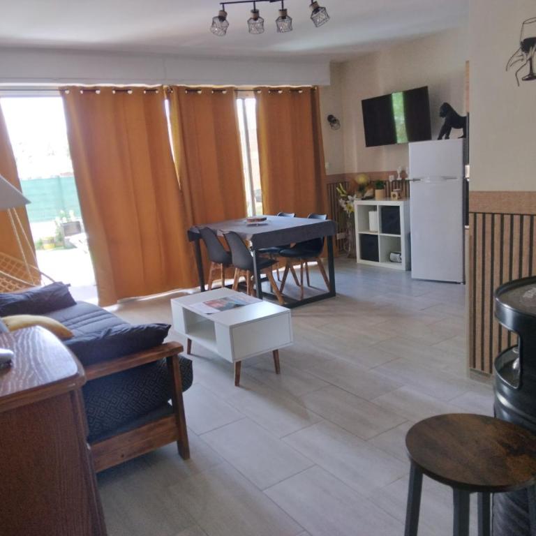 Résidence T2 , Jardin 100m plage Parking gratuit - Appartement 1 Chambre - 1