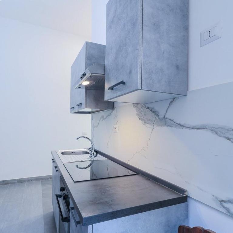 Casa Prefetti 46 B - Appartamento con 2 Camere da Letto - 24