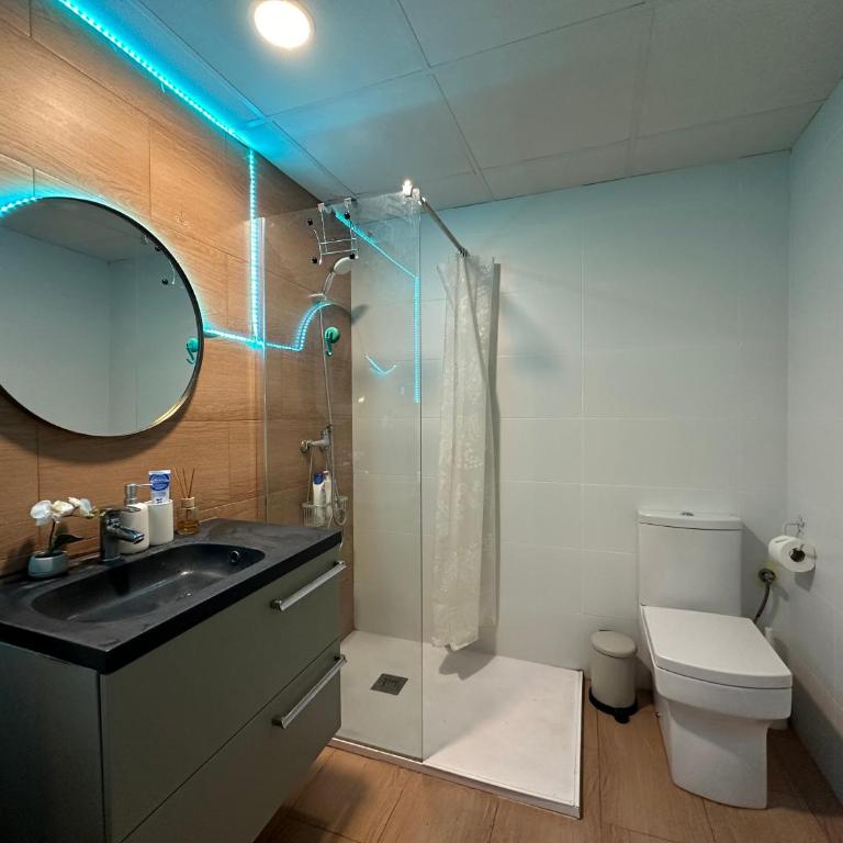 Mirador 5 del Mercado Central - habitacion con baño privado en el centro de la Ciudad Vella - Double Room with Private Bathroom - 27