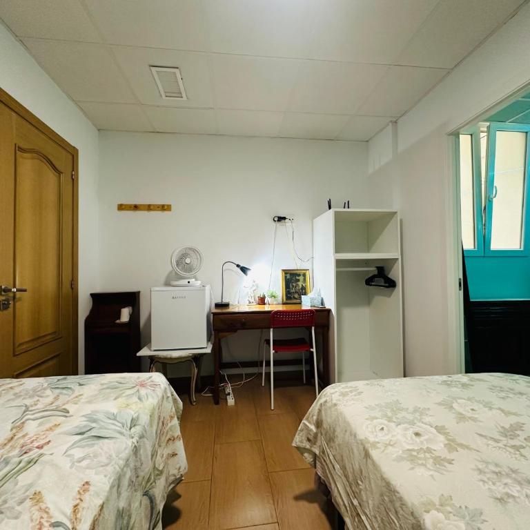 Mirador 5 del Mercado Central - habitacion con baño privado en el centro de la Ciudad Vella - Double Room with Private Bathroom - 9