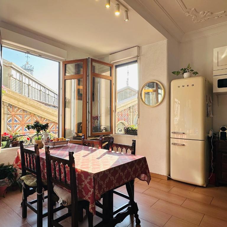 Mirador 5 del Mercado Central - habitacion con baño privado en el centro de la Ciudad Vella - Double Room with Private Bathroom - 31