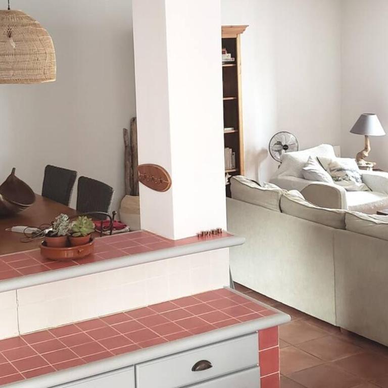 Maison Vigneronne de caractère du XIX plein centre - Three-Bedroom House - 21