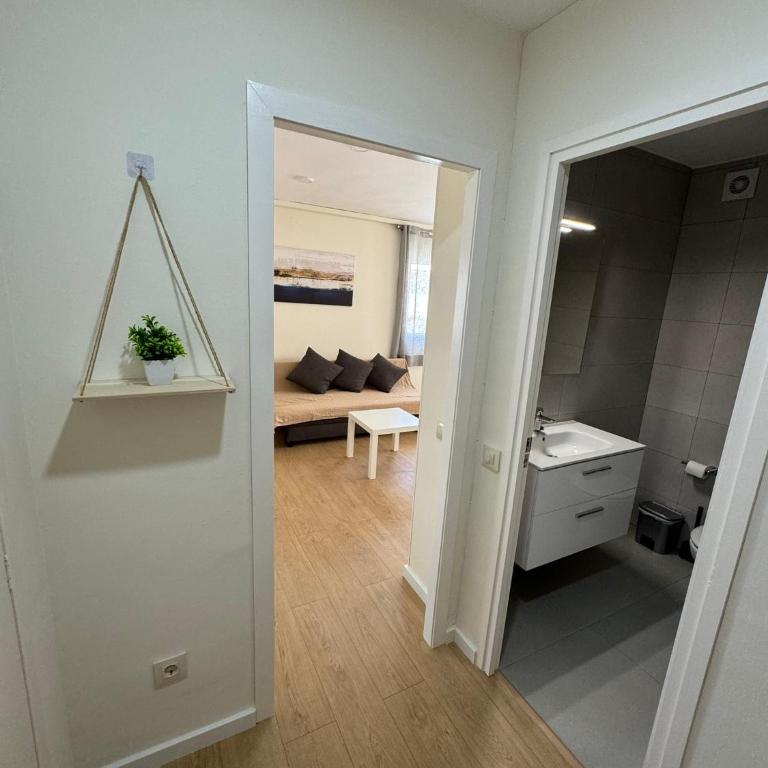 M10 Salou apartaments - One-Bedroom Apartment with Terrace - 9