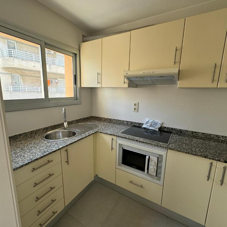 M10 Salou apartaments - One-Bedroom Apartment with Terrace - 14