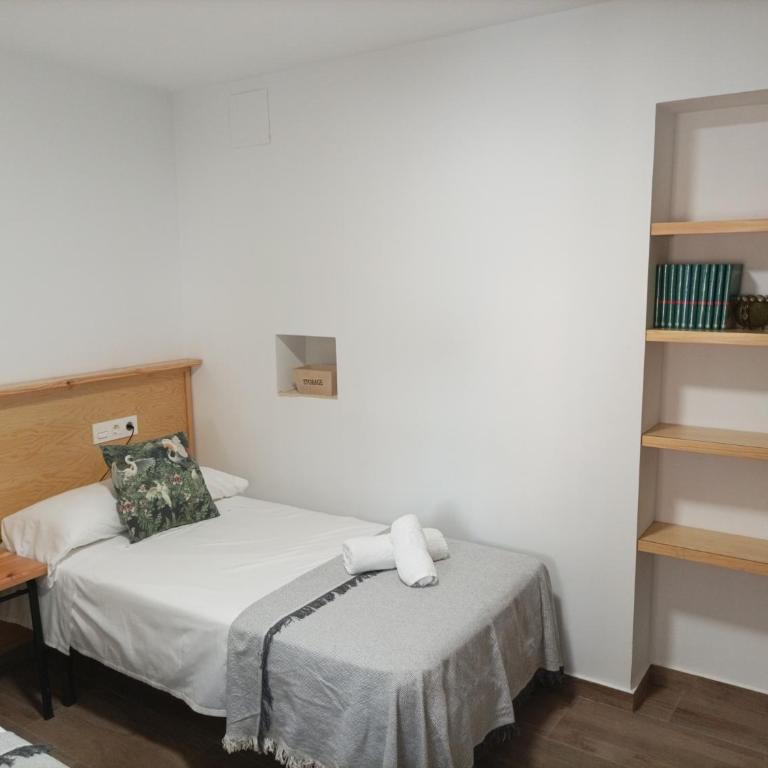 ACOGEDOR APARTAMENTO JUNTO PALACIO CONGRESOS - Two-Bedroom Apartment - 5