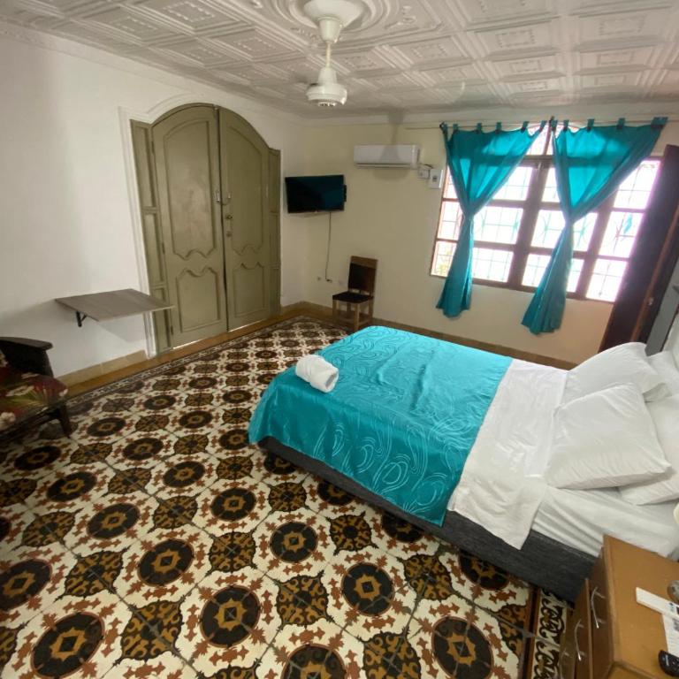 Casa Bahía Colonial - Cartagena - Double Room with Private Bathroom - 1