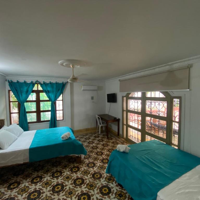 Casa Bahía Colonial - Cartagena - Family Double Room - 1