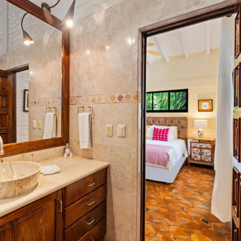 Villa Lola - Adults Only - Habitación con cama extragrande. - 4