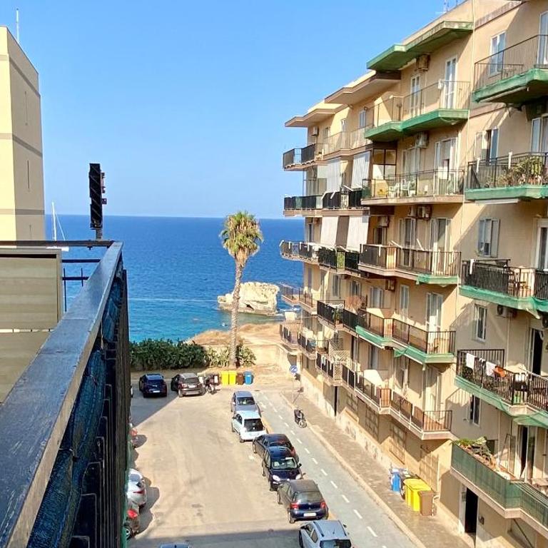 La dimora di Damone & Finzia - Double Room with Sea View - 9