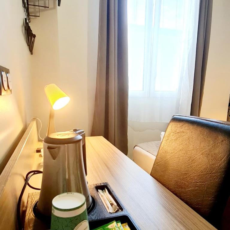 Evelia Hotels - Chambre Triple - 8