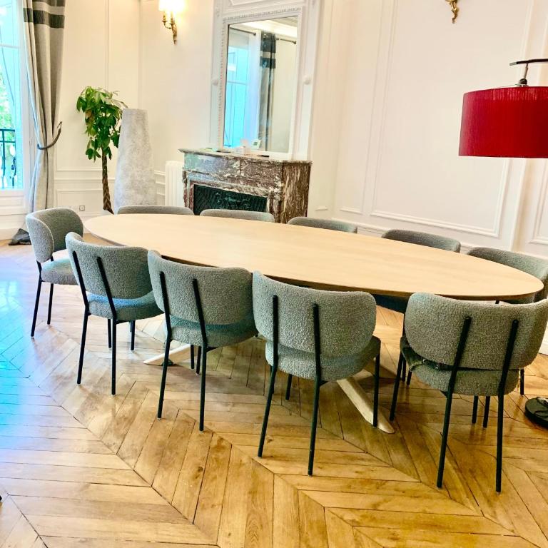 Appartement devant la Tour Eiffel et Seine - Appartamento con 3 Camere da Letto e con Vista - 21