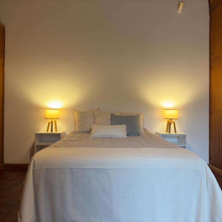 Huerto's House - Three-Bedroom House - 7