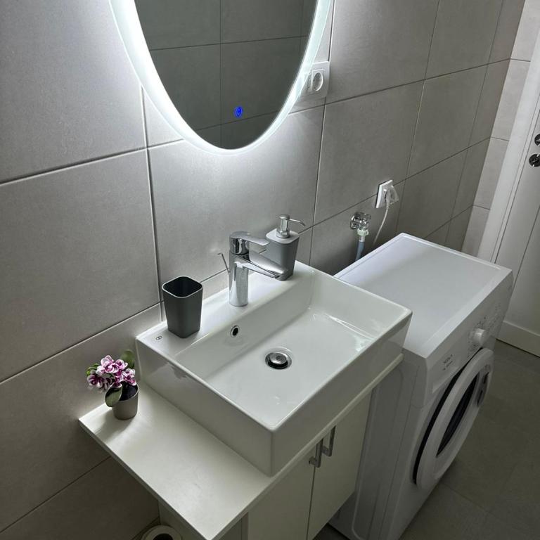 Vila Varagic - Apartment - 8